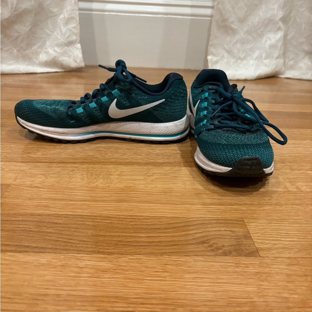 Nike Zoom Vomero 12 Dark Teal and White Running Sneakers
